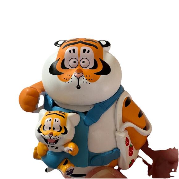 Funsim I’m Not Fat Tiger Pangs Loving Father Faithful Son Series “Super Daddy” - Picture 7 of 9